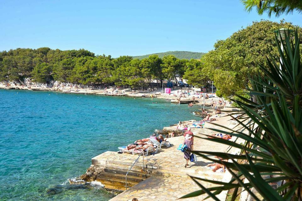 Apartman Mia Ana Tribalj Esterno foto