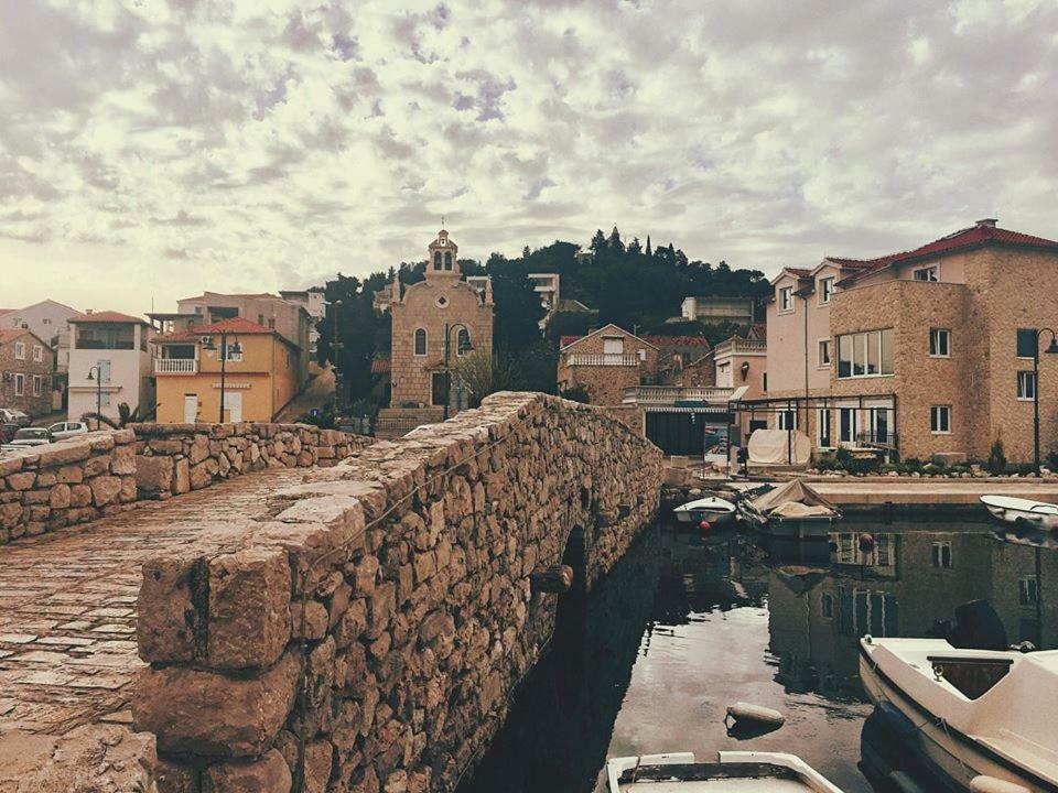 Apartman Mia Ana Tribalj Esterno foto